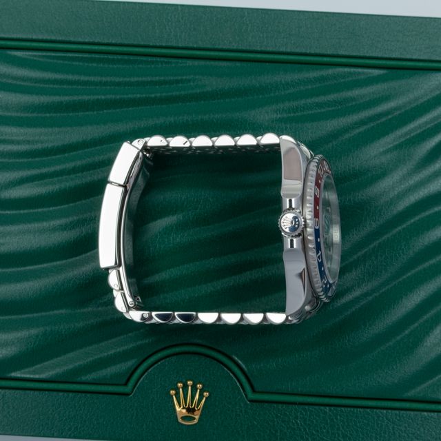 Rolex GMT Master II 126710 BLRO Image 2